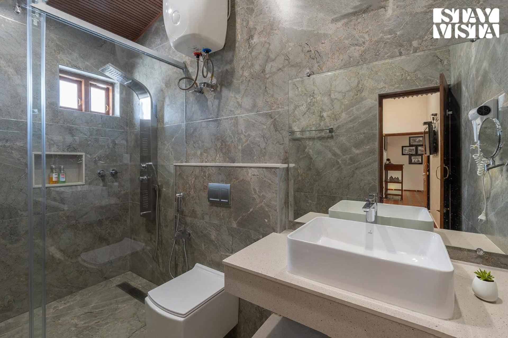 6 Bhk Greenwood Bungalow Heritage In The Heart Of Ооти Екстериор снимка